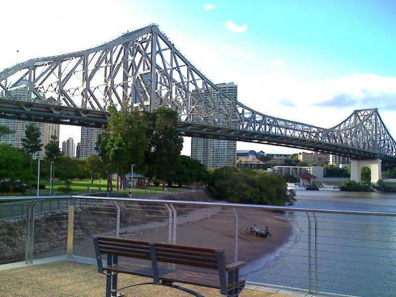 Paramount Motel Brisbane Buitenkant foto